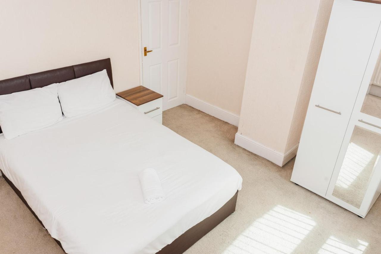 City Rooms In Stoke City Extérieur photo