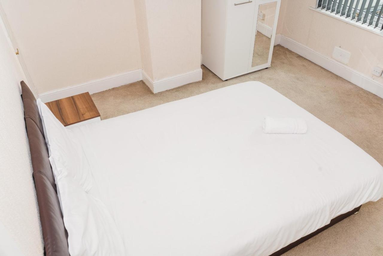 City Rooms In Stoke City Extérieur photo